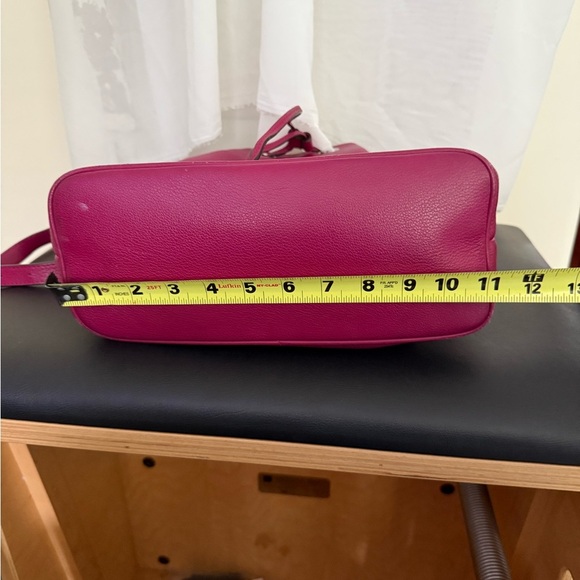 Pre Owned Michael Kors Burgundy Crossbody Bucket Bag - Picture 7 of 9